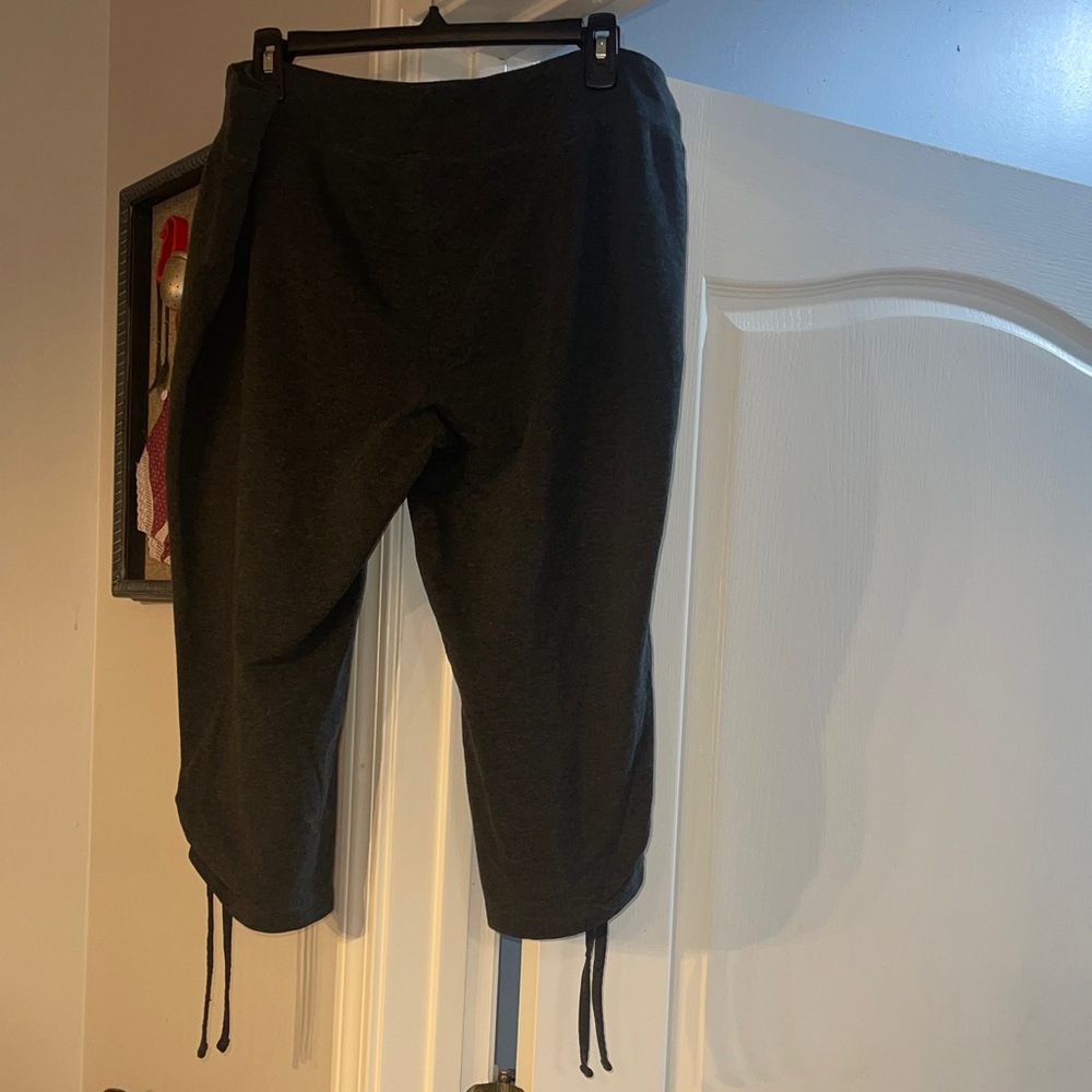 Champion Capris